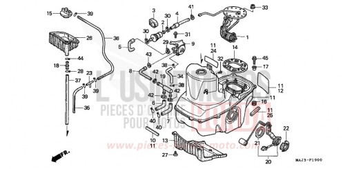 RESERVOIR A CARBURANT ST1100AW de 1998